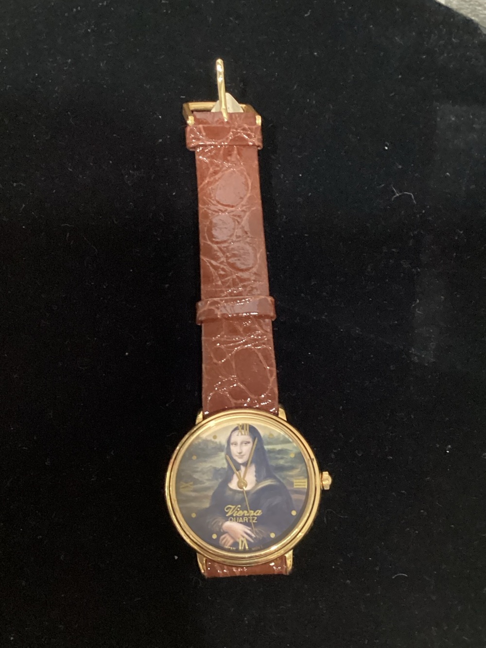 Aviana Women's Mona Lisa Gold-Tone Watch with Brown Leather Strap